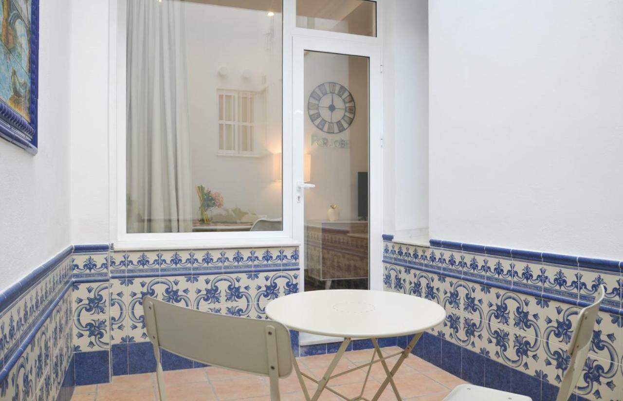 Apartamento San Jacinto III Sevilla Kültér fotó