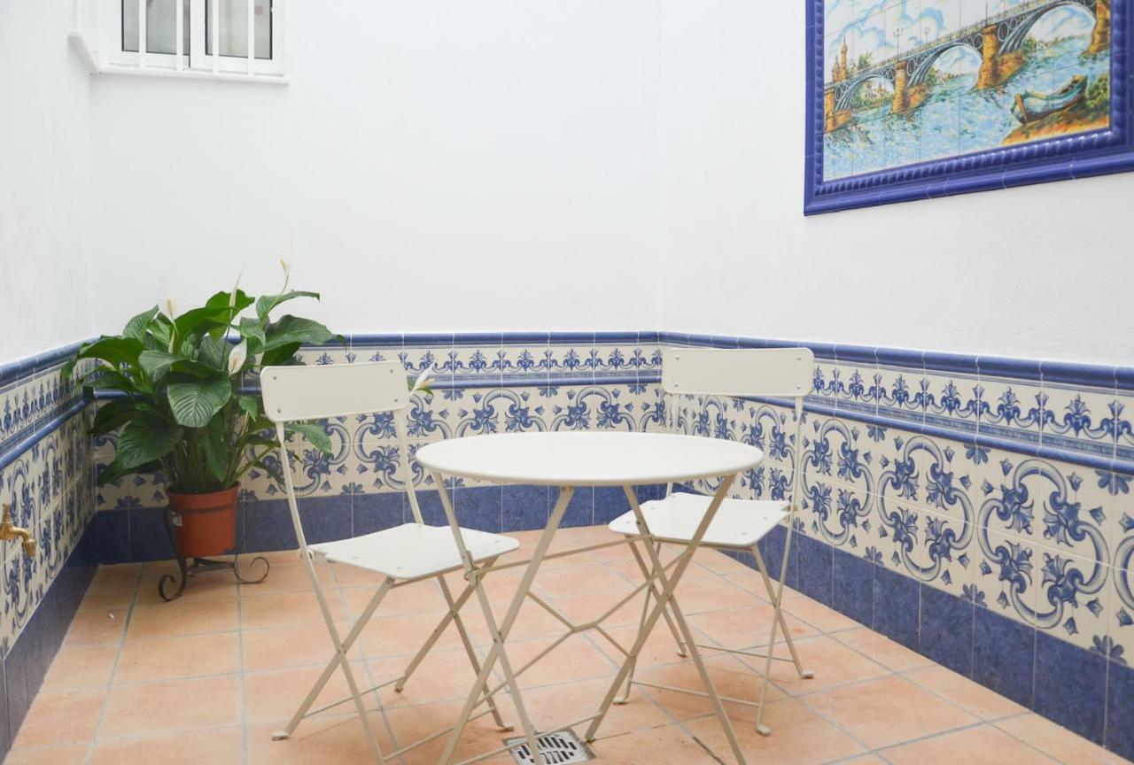 Apartamento San Jacinto III Sevilla Kültér fotó