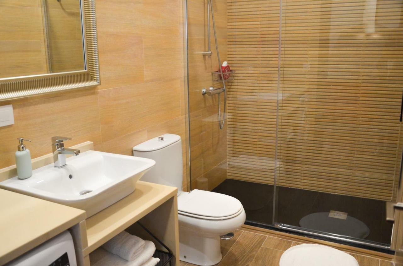 Apartamento San Jacinto III Sevilla Kültér fotó