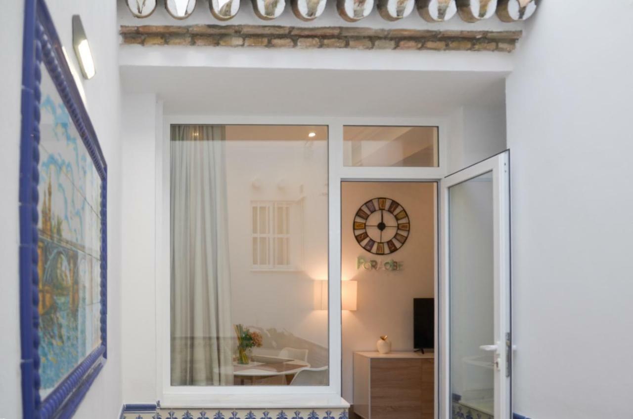 Apartamento San Jacinto III Sevilla Kültér fotó
